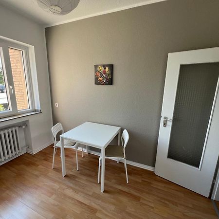 Emas4 Wohnung Mit 2 Einzelbetten, Kueche Κρέφελντ Εξωτερικό φωτογραφία